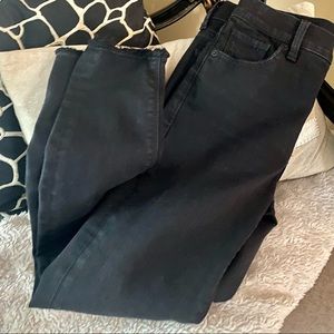 Like new, Lucky brand black skinny jeans, size 2/26